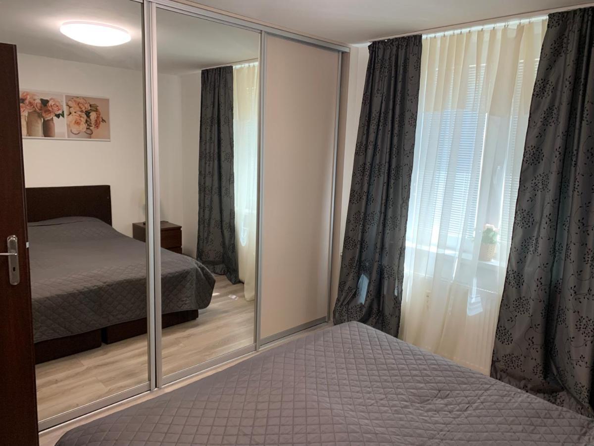 Apartament Tt10 Botanicka Trnava Buitenkant foto