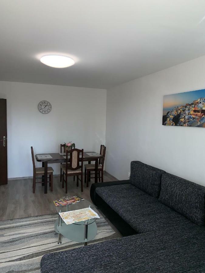 Apartament Tt10 Botanicka Trnava Buitenkant foto